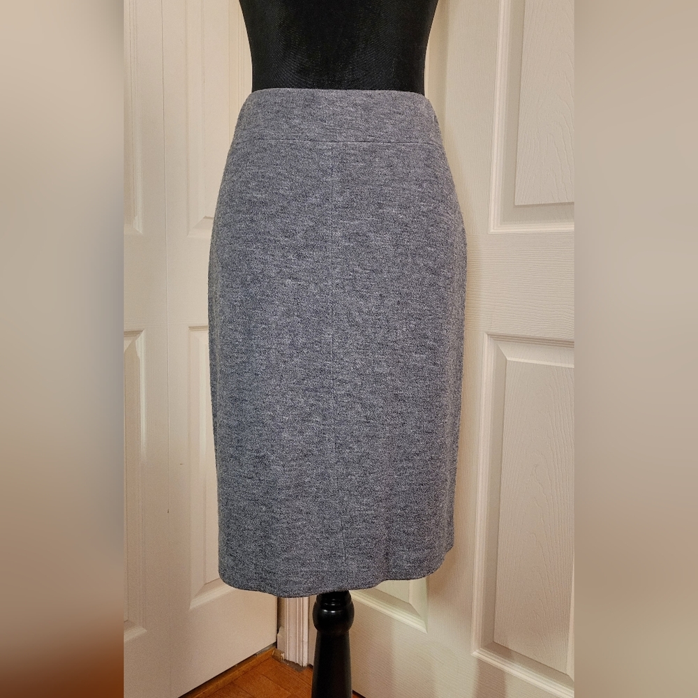 Ann Taylor Gray Stretchy Wool Comfortable Pencil Skirt Size 4